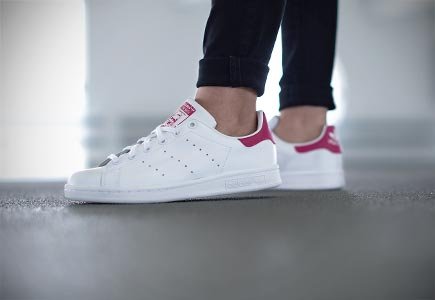 adidas Stan Smith J, Zapatillas Unisex Adulto, Blanco (Footwear White/Footwear White/Bold Pink 0), 38 2/3 EU