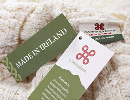 Aran Wollen Mills Irish Aran - Poncho de punto con botones | 100% lana merino supersuave para mujer Beige natural Talla única