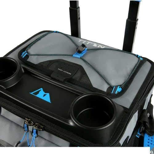 Arctic Zone - Nevera con ruedas Titan Deep Freeze de alto rendimiento, capacidad para 60 latas, Azul