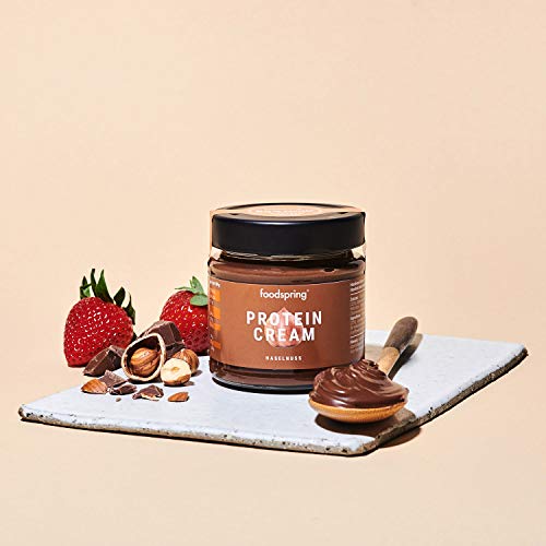 foodspring Crema Proteica, Cacao y Avellanas, Pack de 6 x 200g, Extremadamente cremosa, Con 85% menos de azúcar