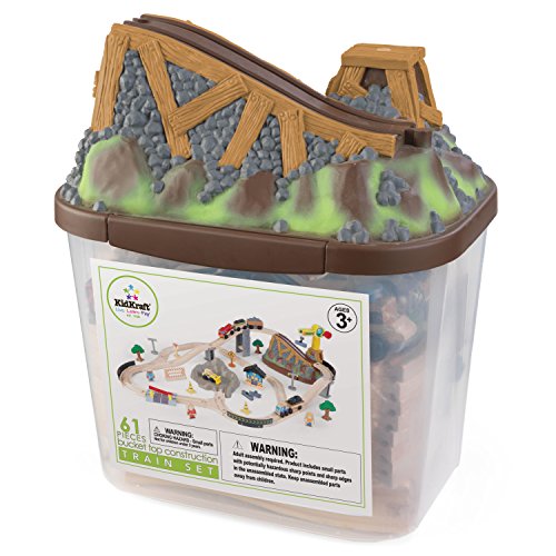 KidKraft- Bucket Top Juego de tren con vía de madera para niños, vía clásica con grúa y accesorios incluidos (61 piezas) (17805)