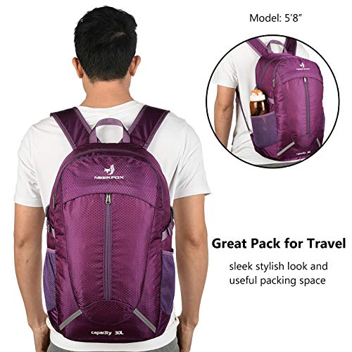 NEEKFOX Mochila de Senderismo Ligera Plegable 30L Viaje Día de Escalada Pack para Hombre Mujer, Peso Ligero Compacta Resistente al Agua Mochila para Deportivas Exterior Acampada