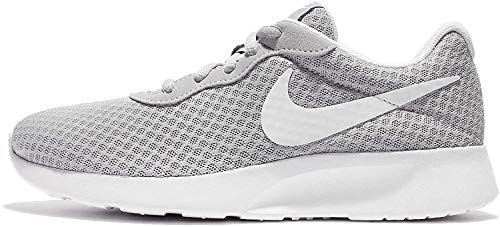 Nike Tanjun, Zapatillas de Running para Mujer, Gris (Wolf Grey/White), 39 EU