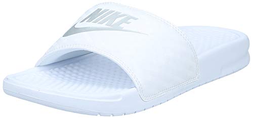 Nike Wmns Benassi JDI, Chanclas para Mujer, Blanco (White/Metallic Silver 102), 39 EU