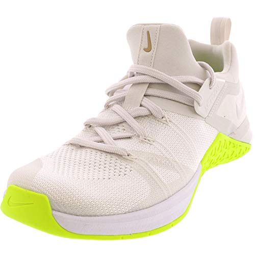 Nike Wmns Metcon Flyknit 3, Zapatillas de Deporte para Mujer, Multicolor (White/Volt/Linen 117), 39 EU