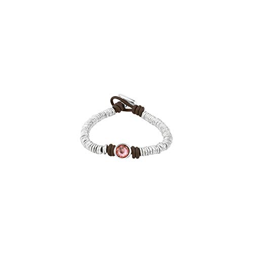 Original Pulsera de Dos Vueltas con una Base de Cuero marrón Oscuro Anudado y con Piezas Regulares bañadas en Plata engarzadas y con un Cristal de Color Rosa en el Centro de Swarovski® Elements.