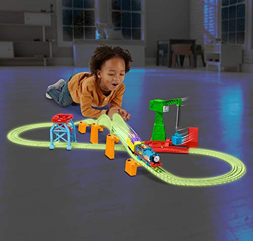 Thomas & Friends Trackmaster Hyper Glow - Set de Juego para Reparto Nocturno