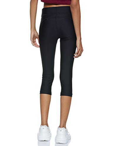 Under Armour Heatgear Armour Capri Pantalones Deportivos para Mujeres, Pantalones Transpirables, Mallas Deportivas Muy Ligeras con Corte de compresión, Black/Black/Metallic Silver (001), SM