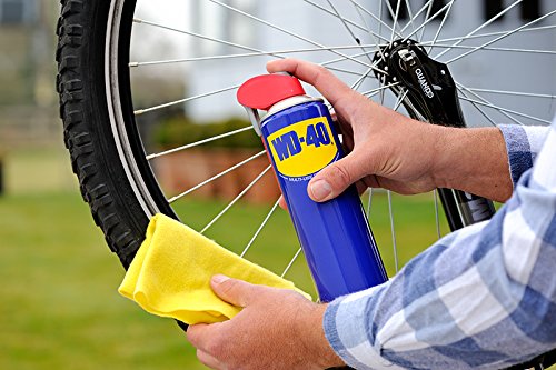 WD-40 Producto Multi-Uso Doble Acción- Spray 500ml-Aplicación amplia o precisa. Lubrica, Afloja, Protege del óxido, Dieléctrico, Limpia metales y plásticos y Desplaza la humedad