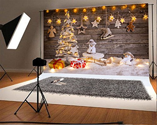 YongFoto 3x2m Fondo de Fotografia Árbol Navidad Regalos Trineo Muñeco Nieve Luces Brillantes RIC Tablón Madera Pesada Nieve Navidad Telón de Fondo Fiesta Retrato Estudio Fotográfico Accesorios